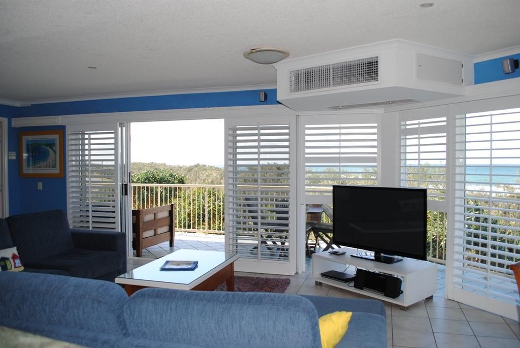 Surfside On The Beach Buddina Екстериор снимка