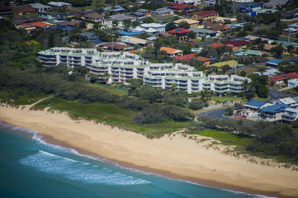 Surfside On The Beach Buddina Екстериор снимка