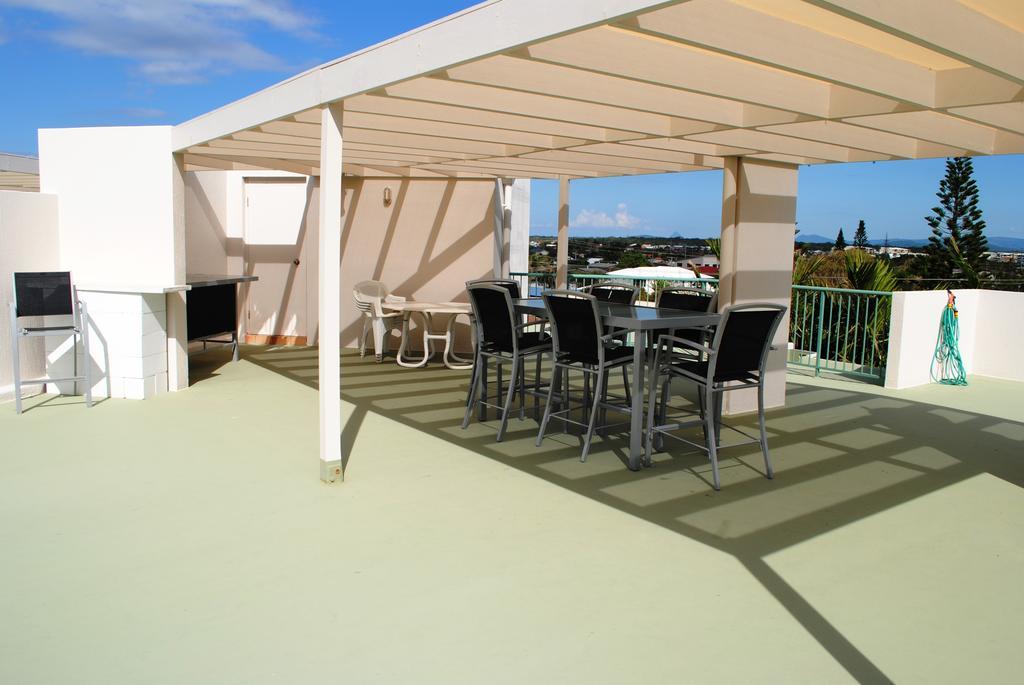 Surfside On The Beach Buddina Екстериор снимка